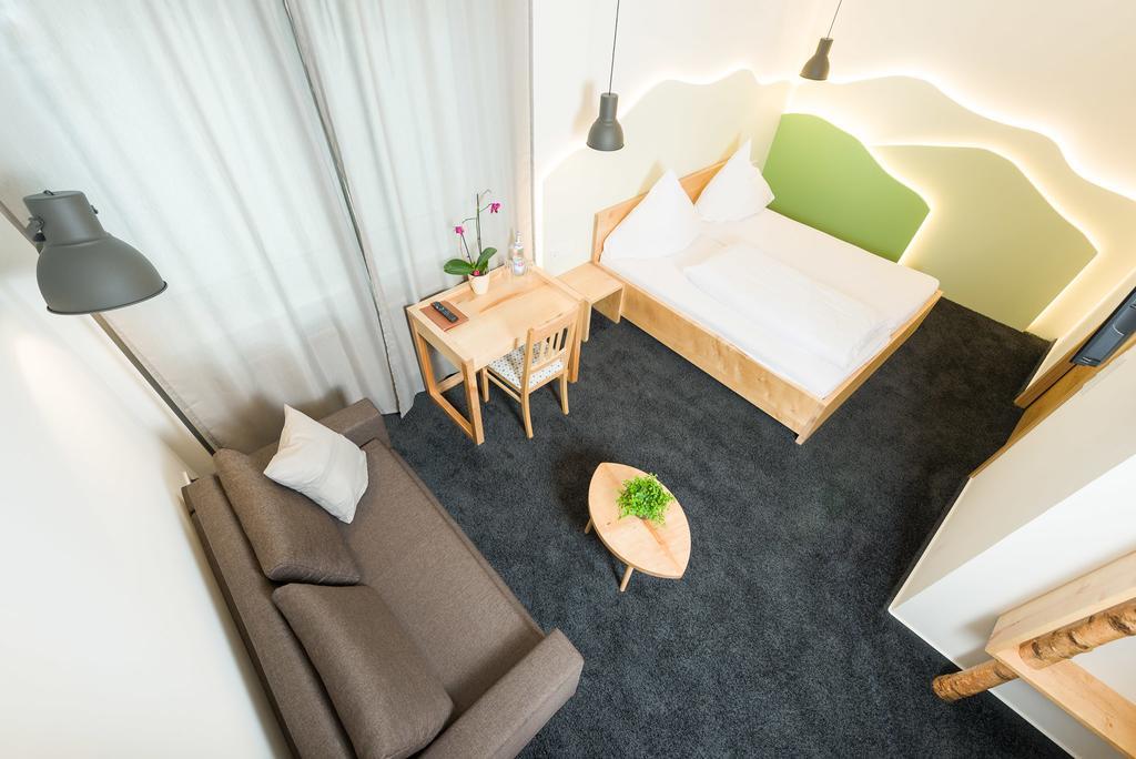 Hotel Rhoenhof هنفلد المظهر الخارجي الصورة