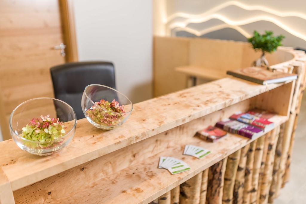 Hotel Rhoenhof هنفلد المظهر الخارجي الصورة